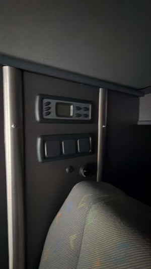 2005 Volkswagen T5 Campervan — photo 26 of 28