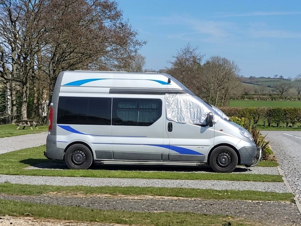 2006 Renault Trafic Conversion - Image 1