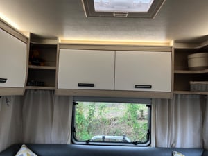 2020 Auto-Trail F72 — photo 4 of 23