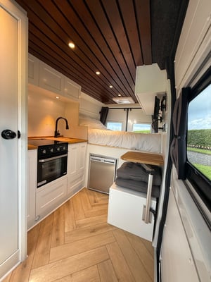 2017 Peugeot Boxer Campervan — photo 25 of 39