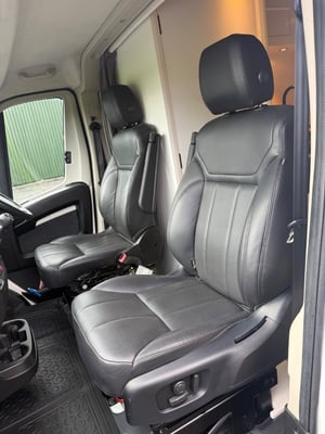 2017 Peugeot Boxer Campervan — photo 26 of 39