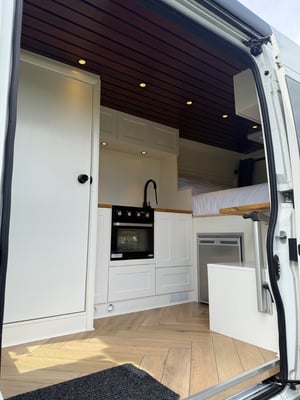 2017 Peugeot Boxer Campervan — photo 27 of 39