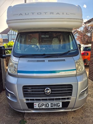 2010 Auto-Trail Navajo — photo 10 of 13