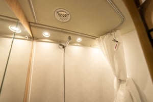 2021 Auto-Trail V Line 669S — photo 32 of 47