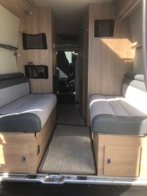 2021 Auto-Trail V Line 669S — photo 18 of 21