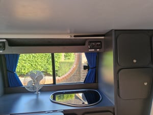 2004 Volkswagen T5 Campervan — photo 5 of 13