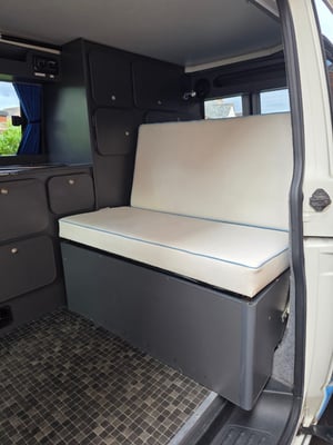 2004 Volkswagen T5 Campervan — photo 7 of 13