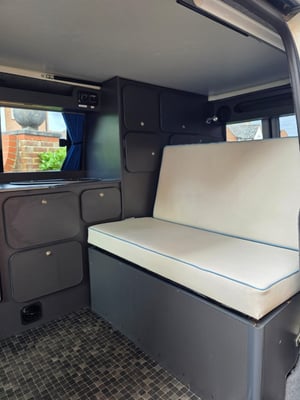 2004 Volkswagen T5 Campervan — photo 13 of 13