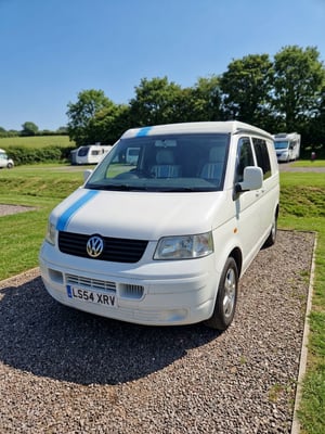 2004 Volkswagen T5 Campervan — photo 1 of 13
