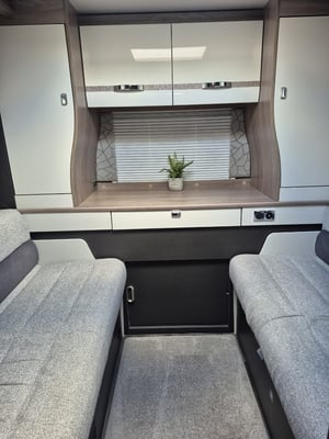 2023 Swift Histyle 674  Histyle 674 — photo 14 of 42