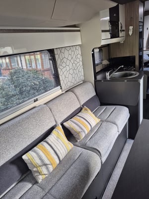 2023 Swift Histyle 674  Histyle 674 — photo 12 of 42