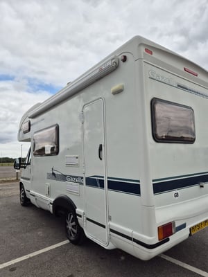 2001 Swift Gazelle F59 — photo 18 of 30