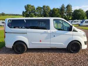 2015 Ford Transit Custom — photo 1 of 19