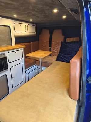 2015 Volkswagen Transporter T30 — photo 7 of 33