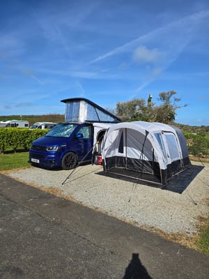 2015 Volkswagen Transporter T30 — photo 13 of 33