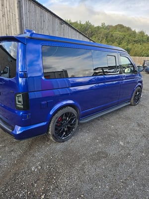 2015 Volkswagen Transporter T30 — photo 18 of 33