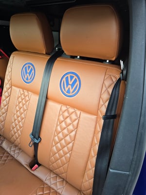 2015 Volkswagen Transporter T30 — photo 23 of 33