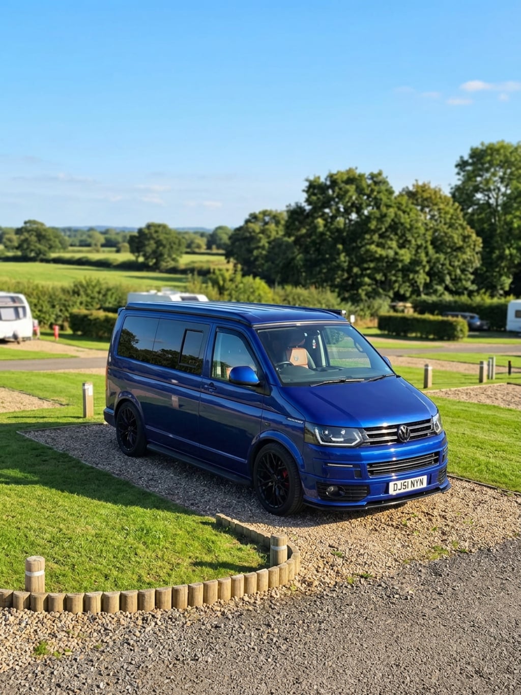 2015 Volkswagen Transporter T30 - Image 1