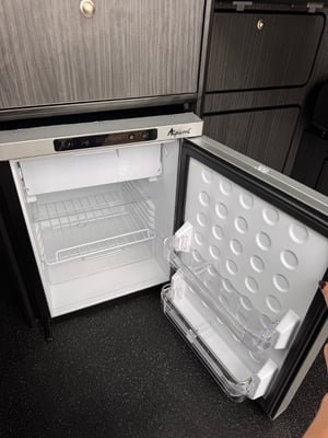 2010 Volkswagen Campervan — photo 7 of 23