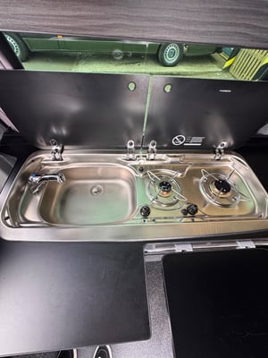 2010 Volkswagen Campervan — photo 15 of 23