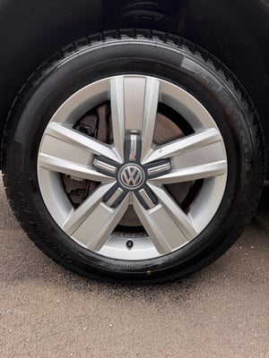 2010 Volkswagen Campervan — photo 16 of 23