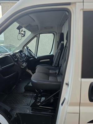 2021 Peugeot Boxer Camper Conversion — photo 5 of 27