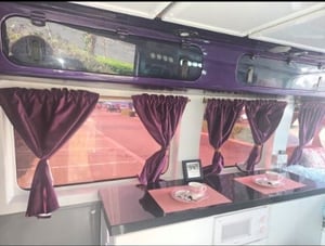 2010 Renault Master Conversion — photo 10 of 12