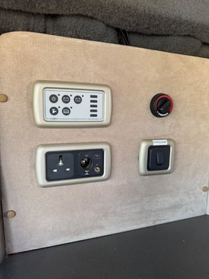 2009 Autocruise Pulse Campervan — photo 12 of 17