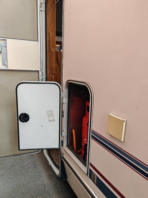 1998 Swift Royale 630 — photo 36 of 37