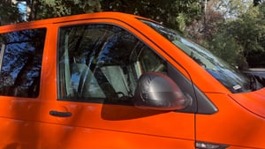 2017 Volkswagen Transporter T32 — photo 11 of 27