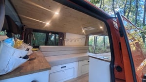 2017 Volkswagen Transporter T32 — photo 14 of 27