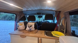 2017 Volkswagen Transporter T32 — photo 21 of 27