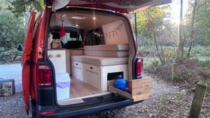 2017 Volkswagen Transporter T32 — photo 22 of 27