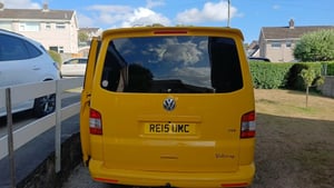 2015 Volkswagen T5 Campervan — photo 15 of 17