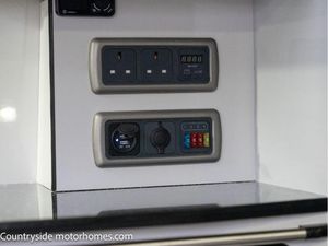 2020 VW Transporter T6.1 — photo 57 of 60