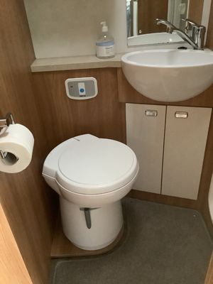 2014 Swift Espirit 462 — photo 22 of 34
