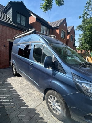 2022 Ford Transit Custom — photo 3 of 10