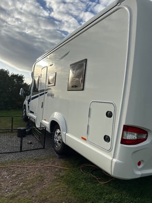 2018 Swift Escape 694 — photo 2 of 11