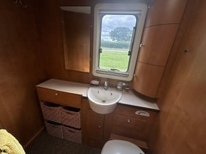 2009 Rapido 9010 DF — photo 33 of 40
