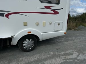 2009 Rapido 9010 DF — photo 35 of 40