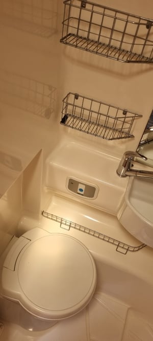 2015 Auto-Trail V-Line 600 — photo 21 of 42