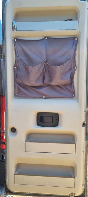 2015 Auto-Trail V-Line 600 — photo 24 of 42