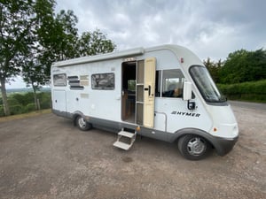 2001 Hymer B644 — photo 2 of 26