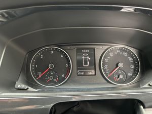 2017 Volkswagen California Ocean — photo 10 of 23
