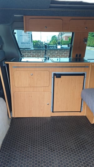 2000 Mazda Bongo — photo 8 of 8