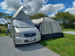2000 Mazda Bongo — photo 1 of 8