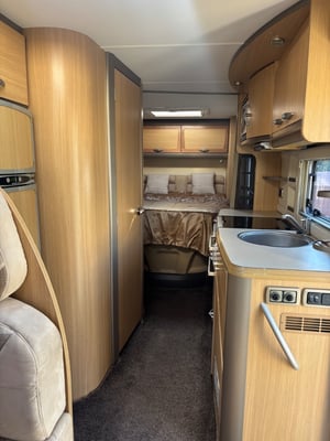 2009 Bessacarr E769 — photo 12 of 20