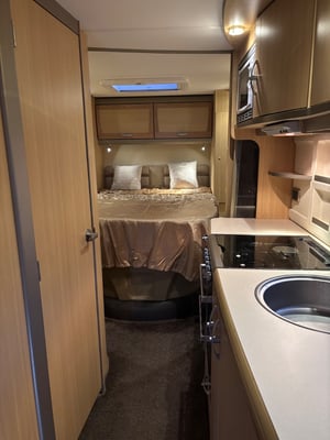 2009 Bessacarr E769 — photo 15 of 20
