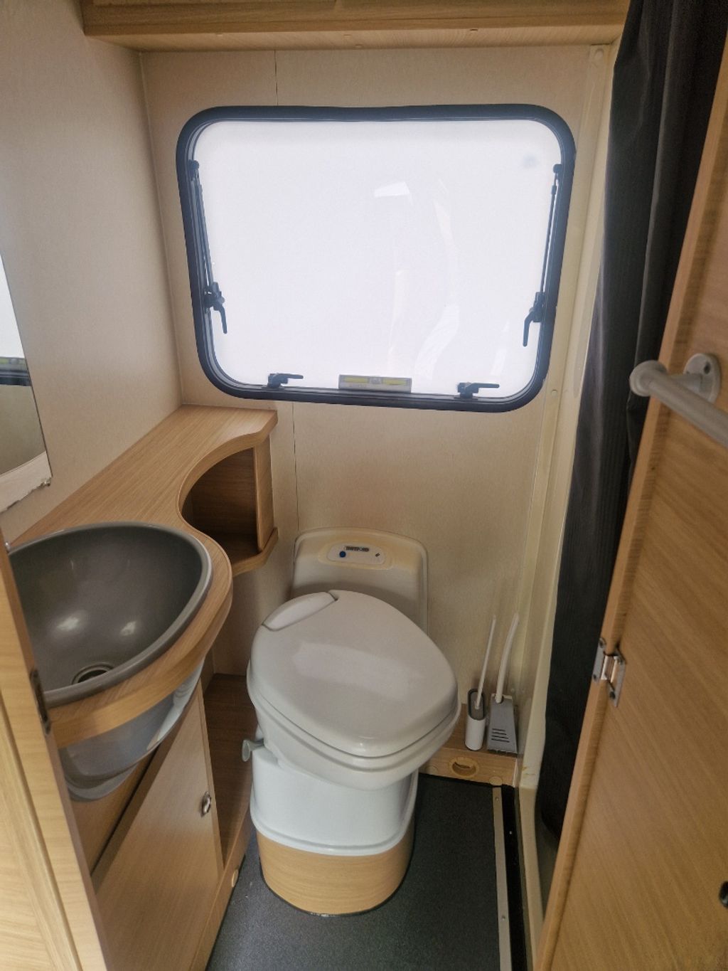 2008 Roller Team Auto-Roller 200 - Image 10