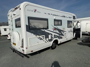2005 Auto-Trail Dakota SE — photo 8 of 9